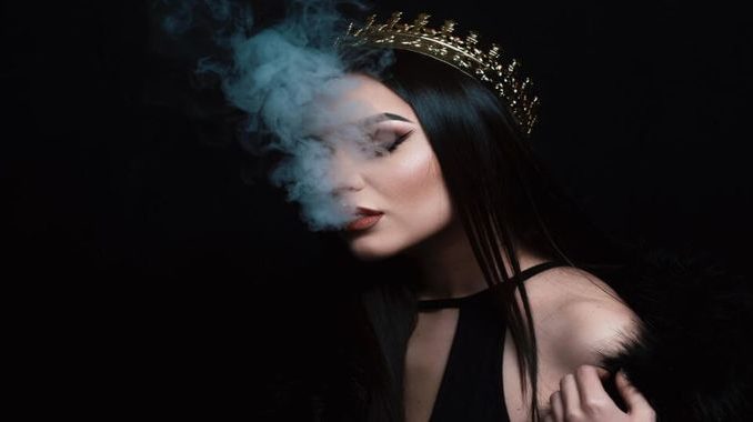 dating-leo-woman_680x380